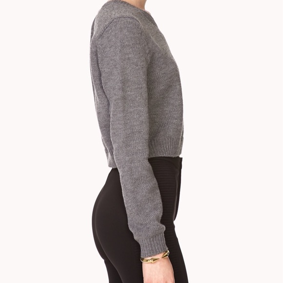 Forever 21 gray knit cropped sweater! - Picture 2 of 6